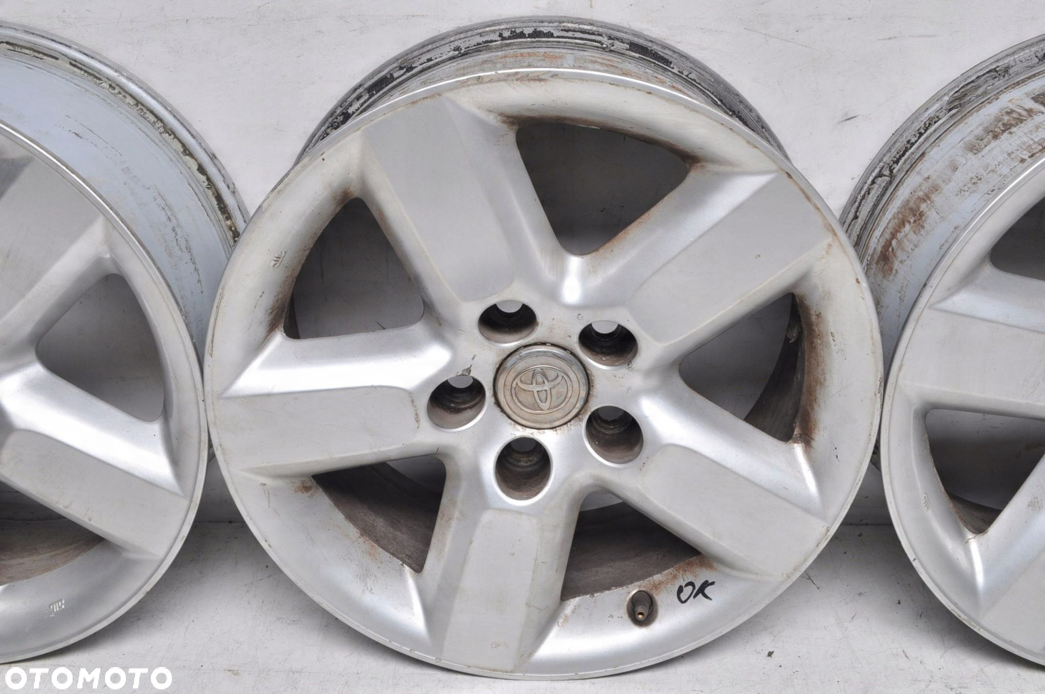 TOYOTA RAV 4 II FELGI ALUMINIOWE R16" 7J 5X114.3 ET35 - 8