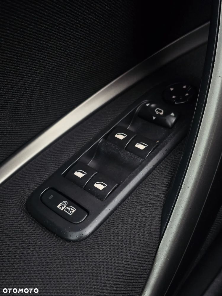 Citroën C5 Tourer BlueHDi 180 S&S EAT6 Exclusive - 30