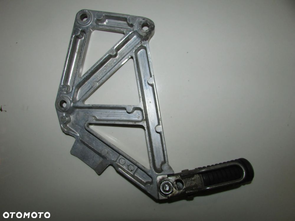 Honda XLV 750 RD01 podnóżek set prawy tył - 2