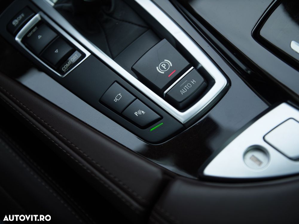 BMW 5 Series 2015 — imagine 25