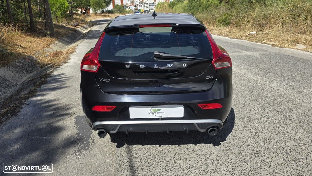 Volvo V40 2.0 D4 R-Design - 6