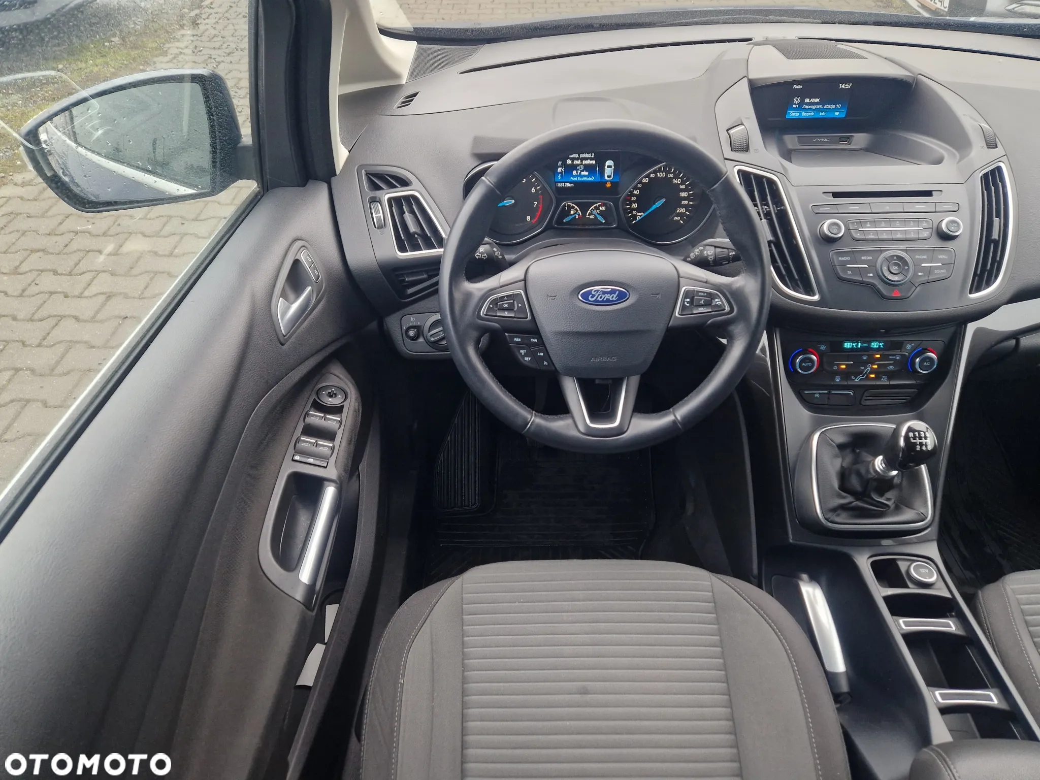 Ford Grand C-MAX - 29
