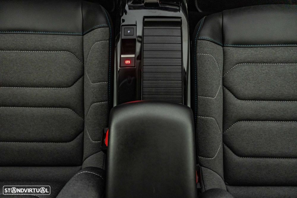 Citroën e-C4 50 kWh Shine - 30