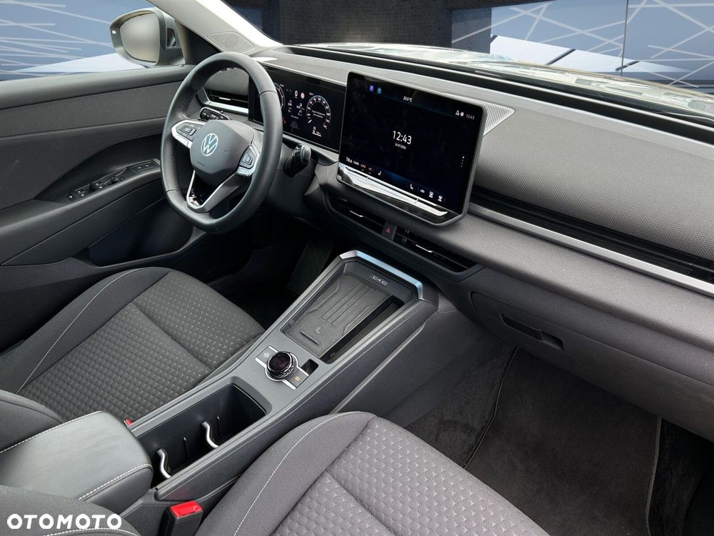 Volkswagen T-Roc - 14