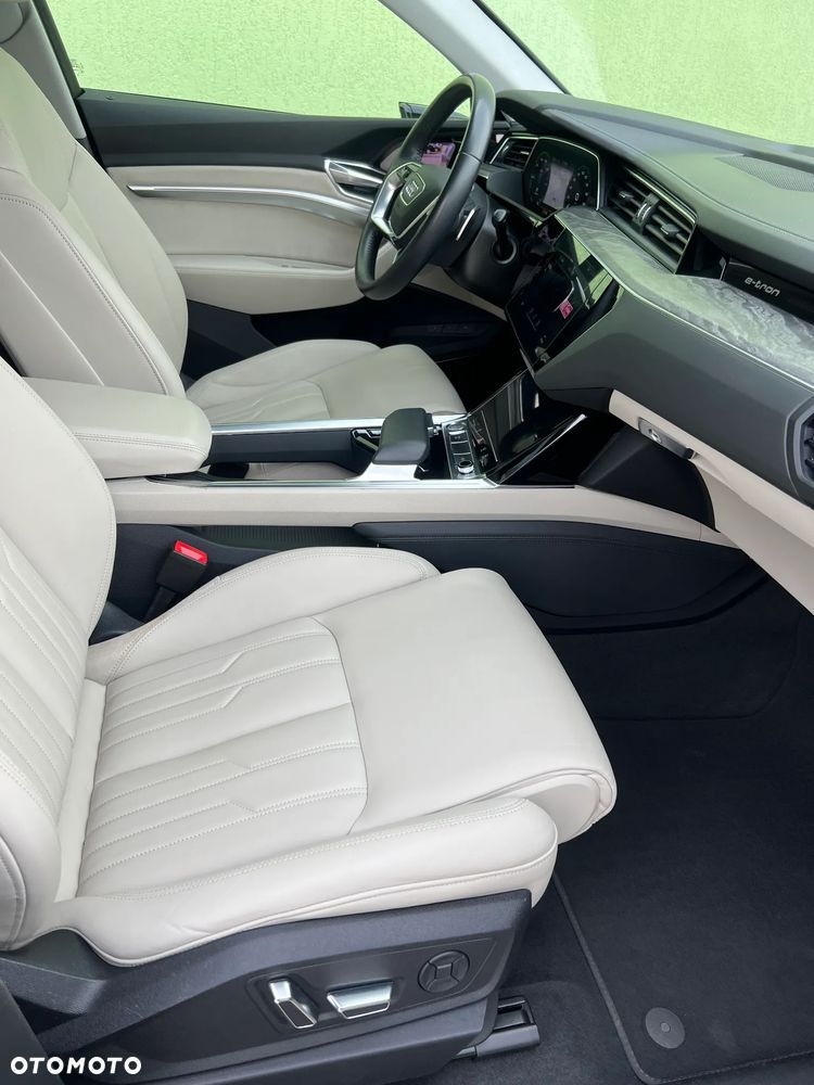 Audi e-tron 55 Quattro - 10