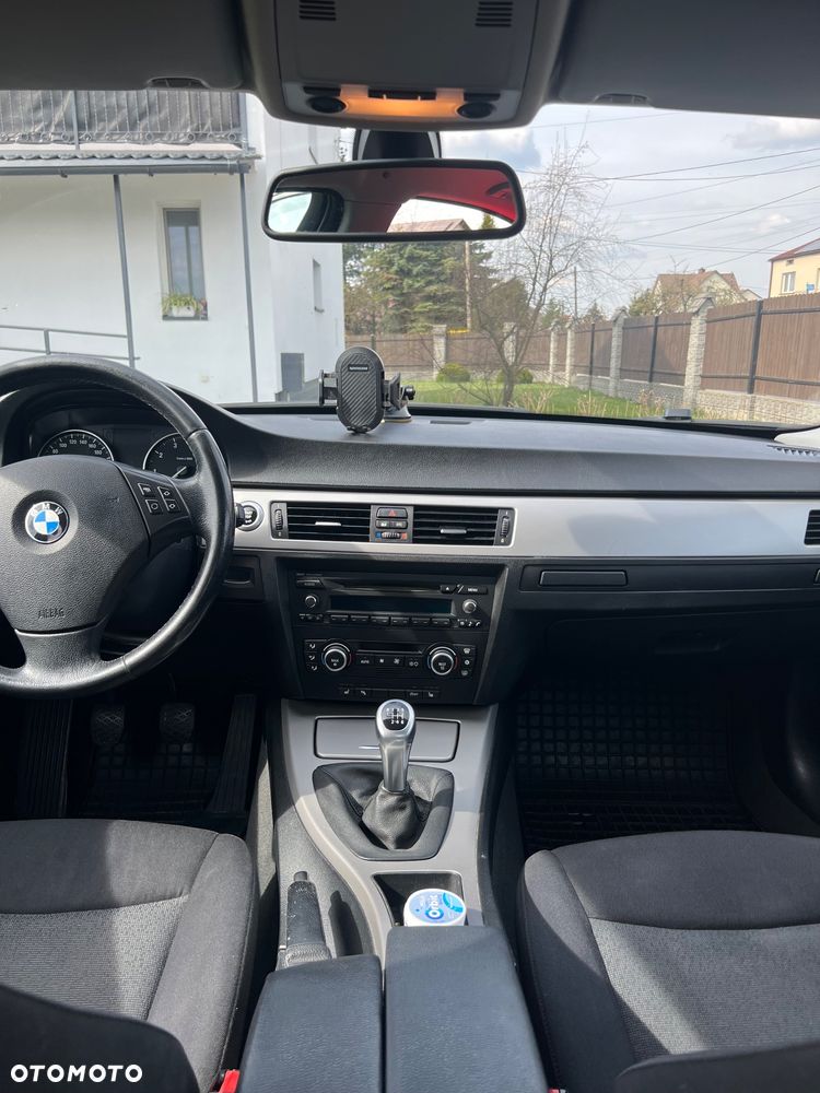 BMW Seria 3 - 15