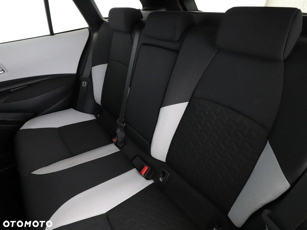 Toyota Corolla 2.0 Hybrid Executive - 18