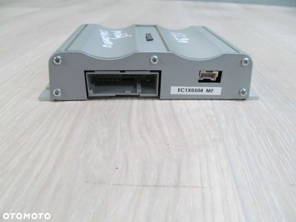 VOLVO S80 S60 V70 XC MODUL WZMACNIACZ DVD 8694093 4038628 - 2
