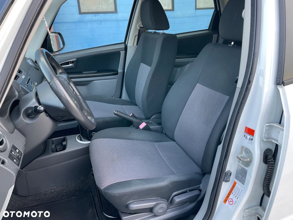 Suzuki SX4 1.6 VVT Streetline 4x2 Club - 6
