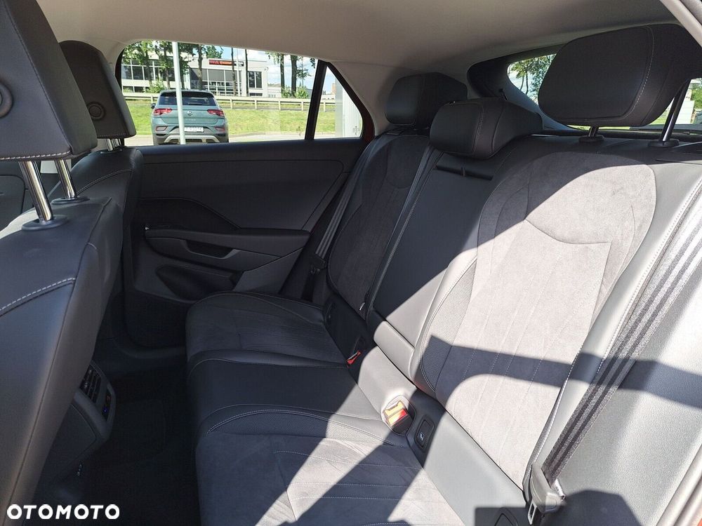 Volkswagen T-Roc 1.5 eTSI Style DSG - 17