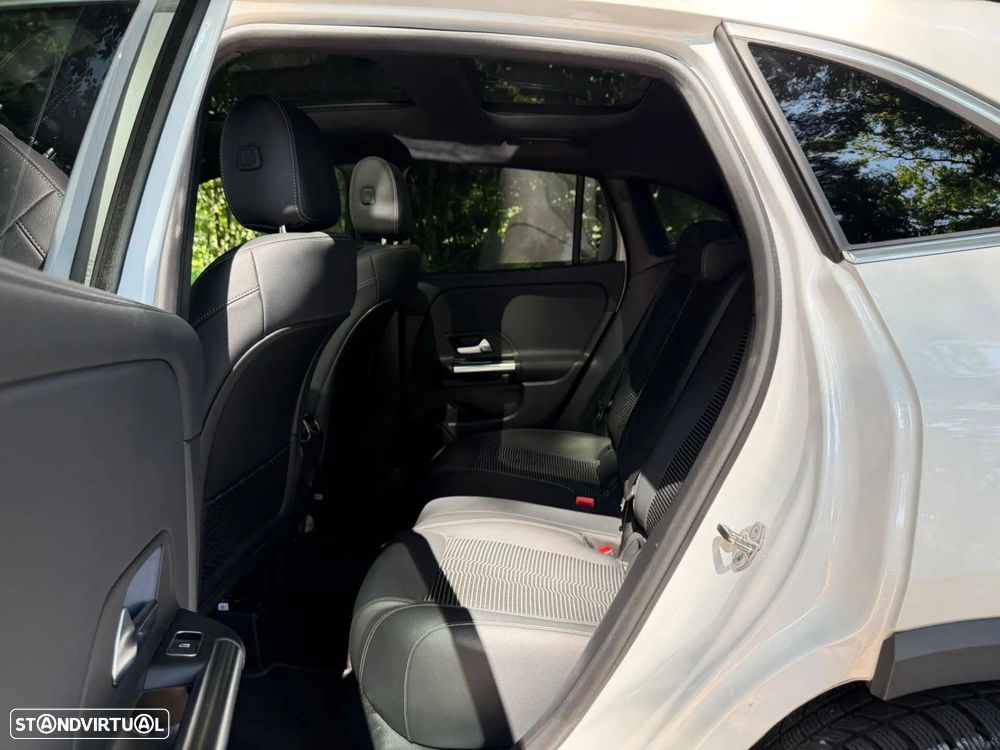 Mercedes-Benz GLA 250 e 8G-DCT Special Edition - 52