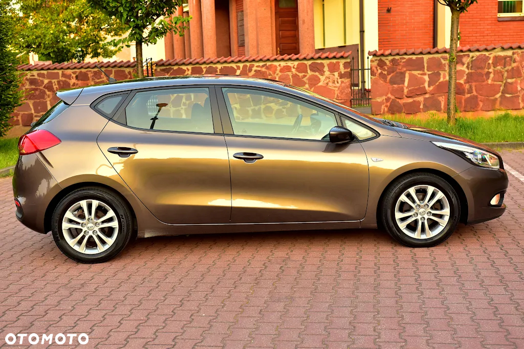 Kia Ceed Cee'd 1.4 L - 11