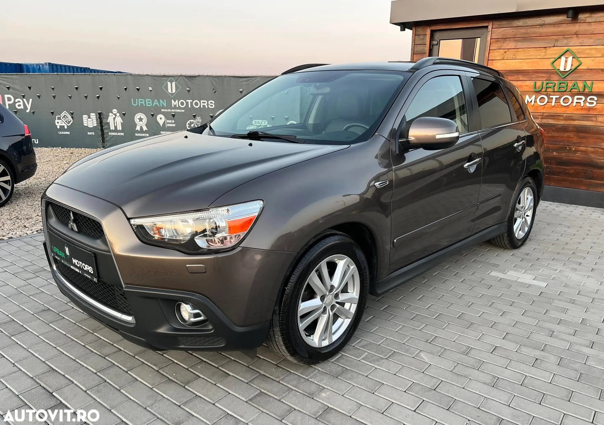 Mitsubishi ASX 1.8 DI-D 4WD Instyle - 12