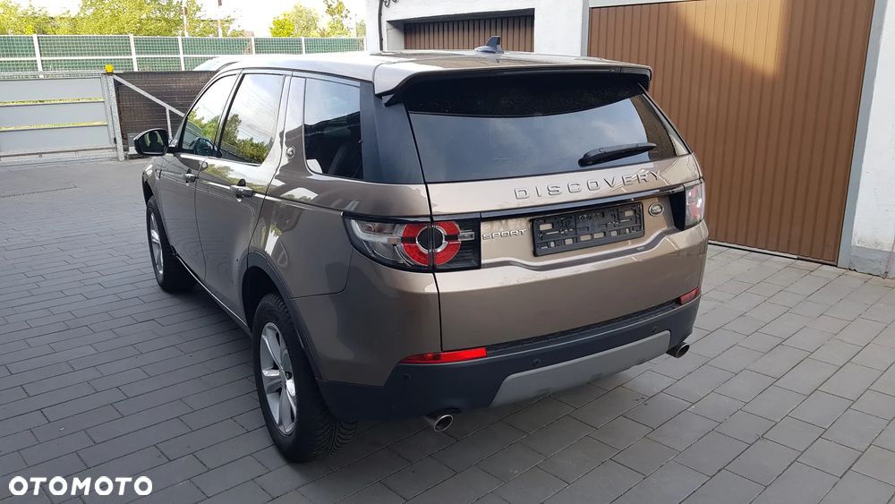 Land Rover Discovery Sport TD4 HSE Luxury - 4