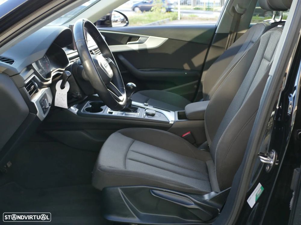 Audi A4 Avant 2.0 TDI - 27