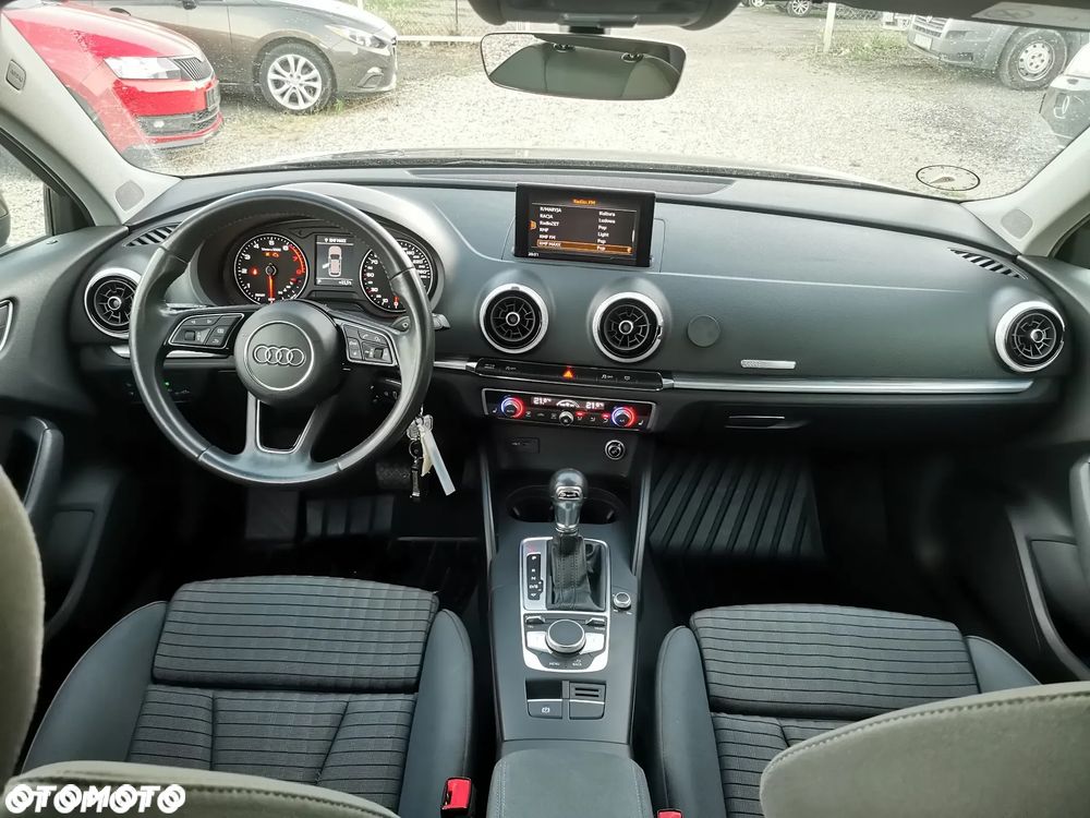 Audi A3 Sportback - 14
