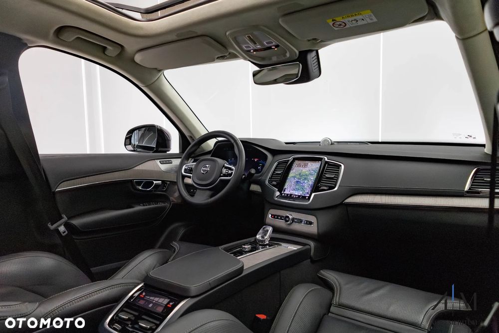 Volvo XC 90 T8 AWD Plug-In Hybrid Ultimate Bright 7os - 17