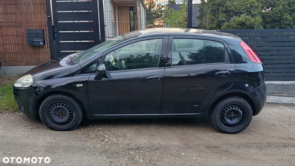 Fiat Grande Punto - 2