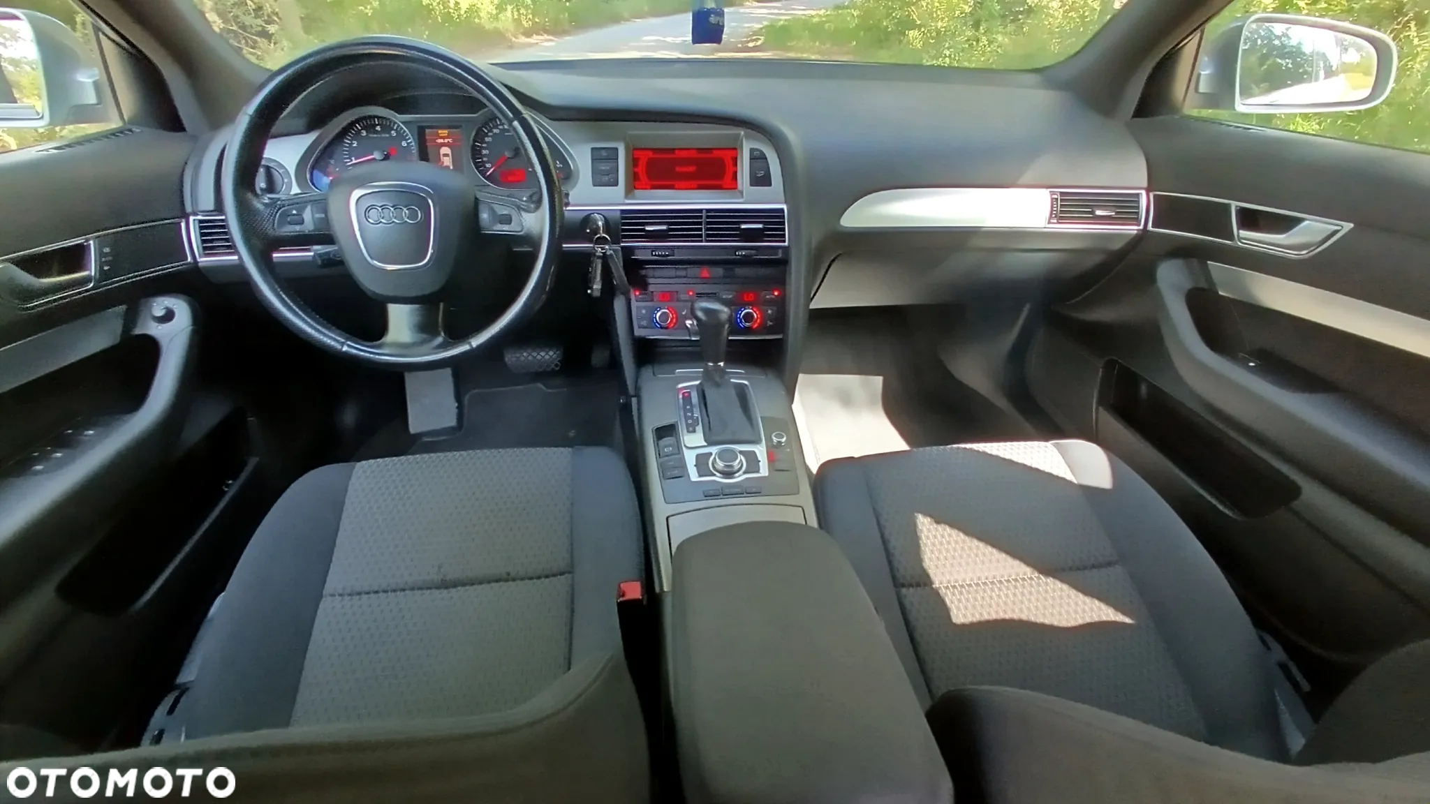 Audi A6 ver-avant-2-4-multitronic - 6