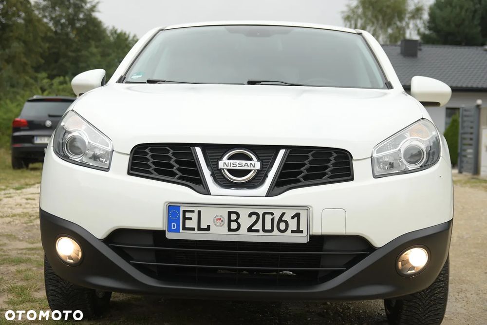 Nissan Qashqai 1.6 visia - 12