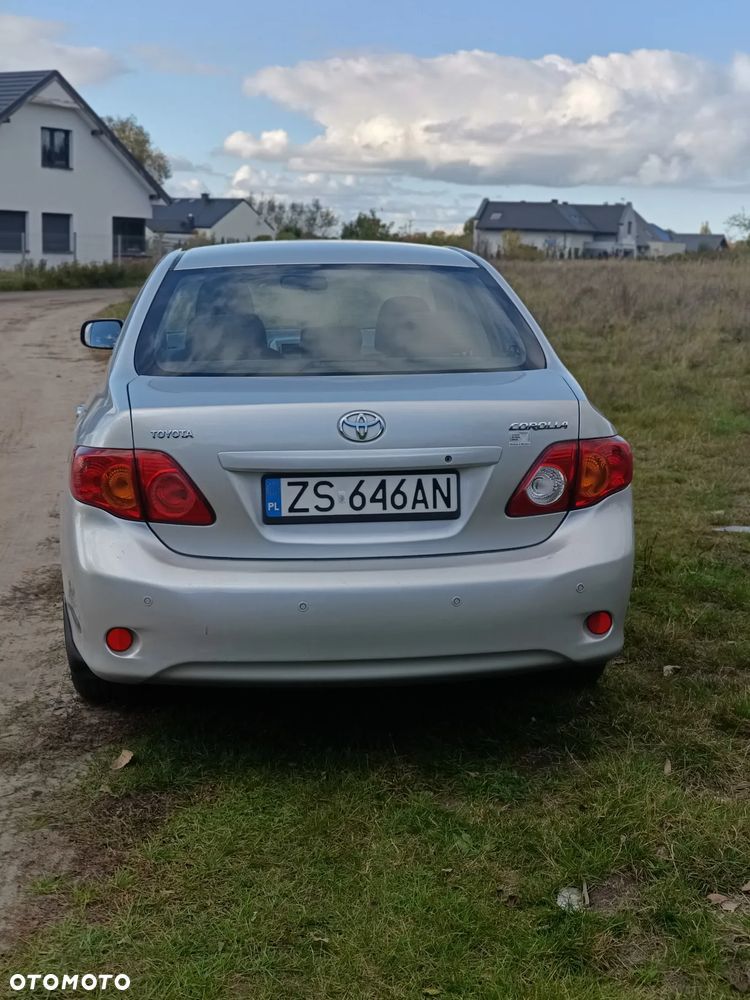 Toyota Corolla 1.4 D-4D Premium - 4