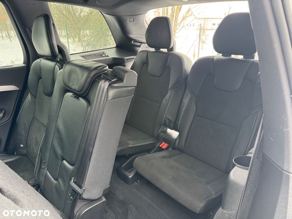Volvo XC 90 T5 AWD R-Design 7os - 25