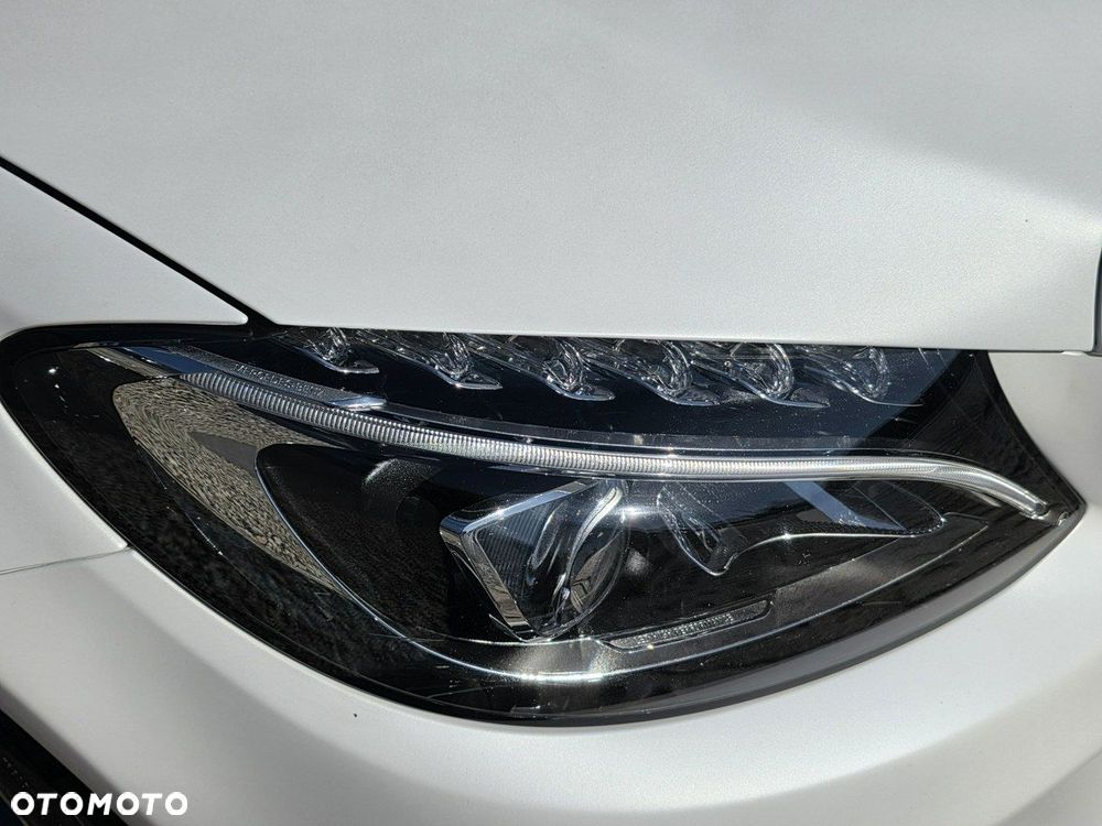 Mercedes-Benz Klasa C 220 d 4Matic 9G-TRONIC AMG Line - 18