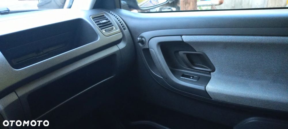 Skoda Fabia 1.2 HTP Classic - 8