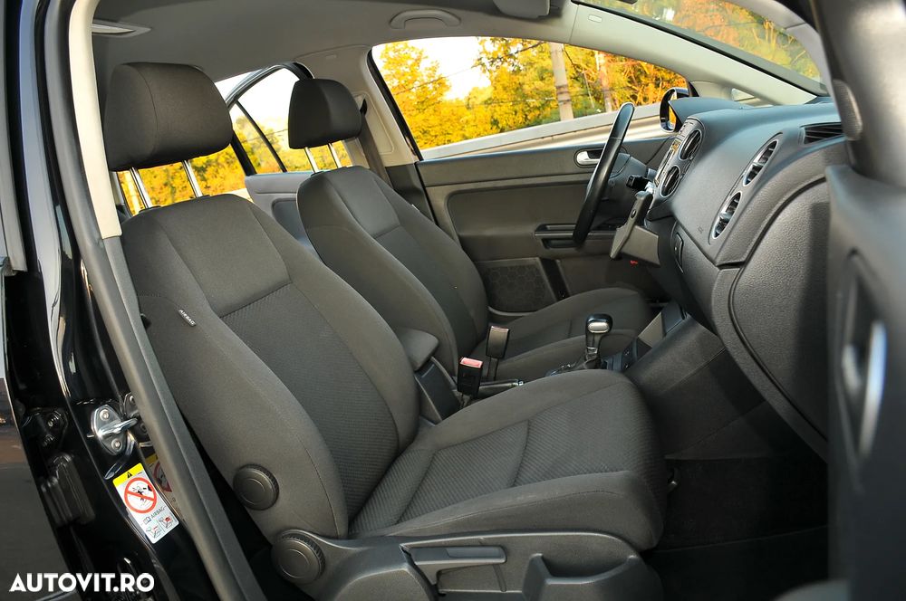 Volkswagen Golf Plus 1.6 DSG Team - 13