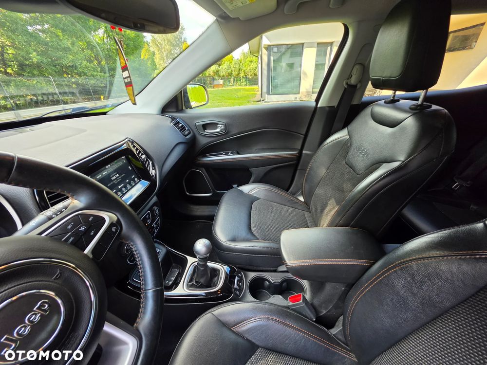 Jeep Compass 1.4 TMair Limited FWD S&S - 30
