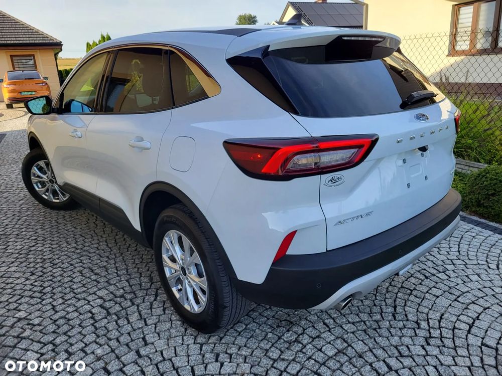 Ford Kuga - 30