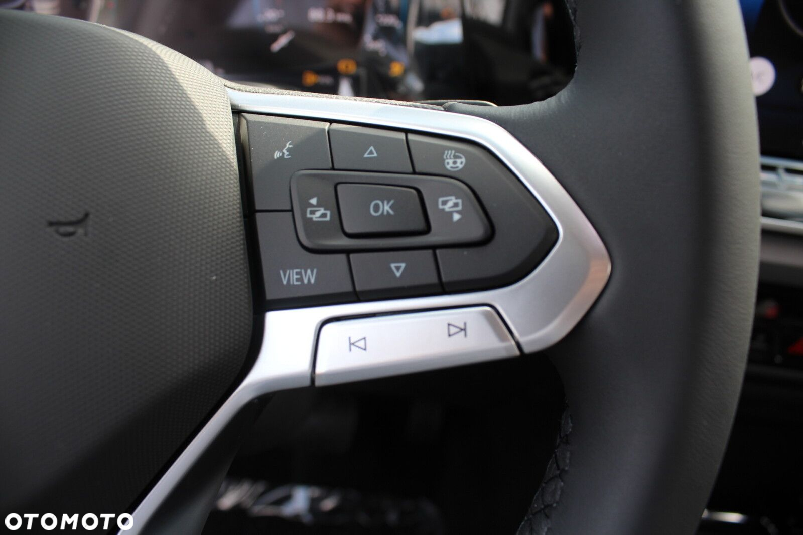 Volkswagen Golf - 13