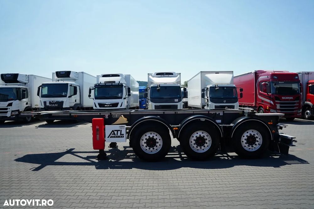 Van Hool / SEMIREMORCĂ CONTAINER / SUB REZERVOR / ADR COMPLET / 3 AXE / AXE SAF / JANTE DIN ALIAJ - 13