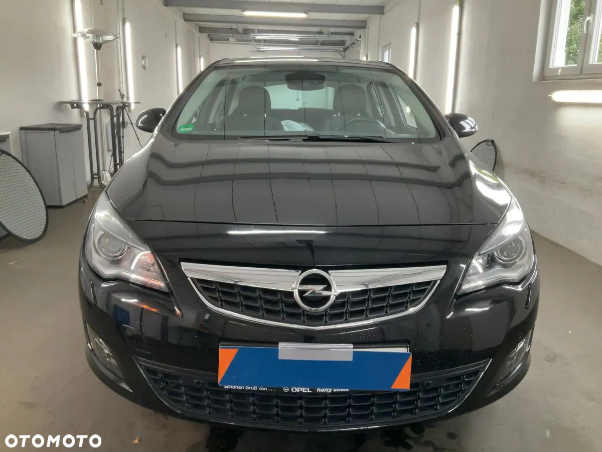 Opel Astra 1.4 Turbo Edition Sport - 3