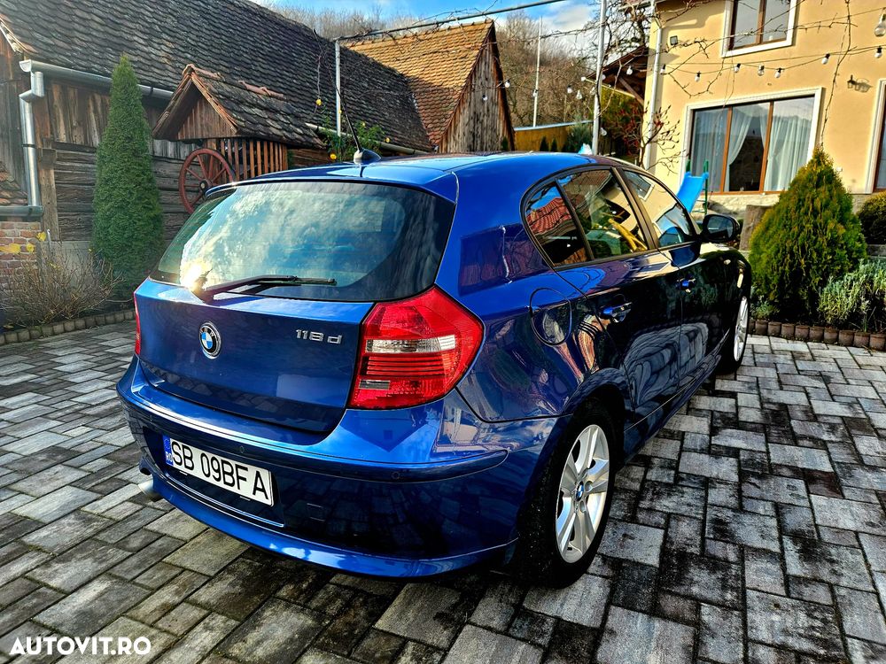 BMW Seria 1 118d DPF - 4