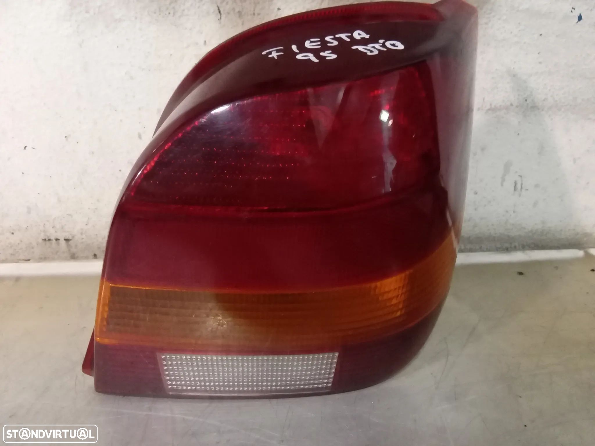 FAROLIM FORD FIESTA III 92-96 - DIREITO - 1