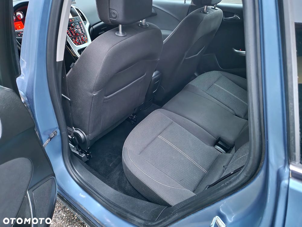 Opel Astra 1.4 Turbo Innovation - 24