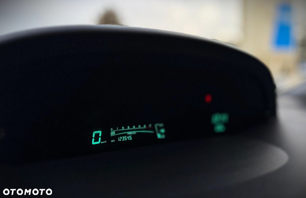 Toyota Yaris 1.33 Luna - 16