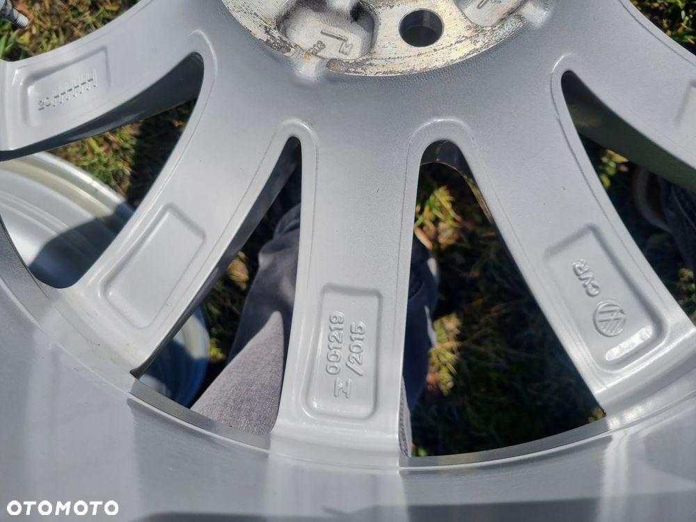 VW TOUAREQ III 760,AUDI Q7,A5,A4 ALLROAD alufelgi 8X18ET25 5X112,super stan - 9