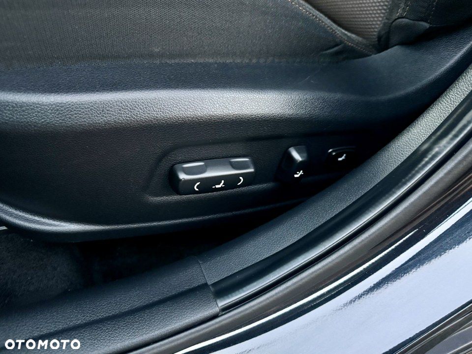 Kia Ceed 1.6 GDI XL DCT - 21