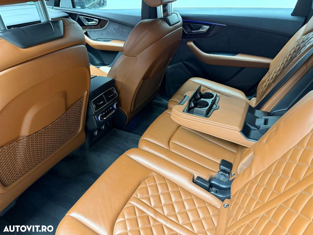 Audi Q7 - 14