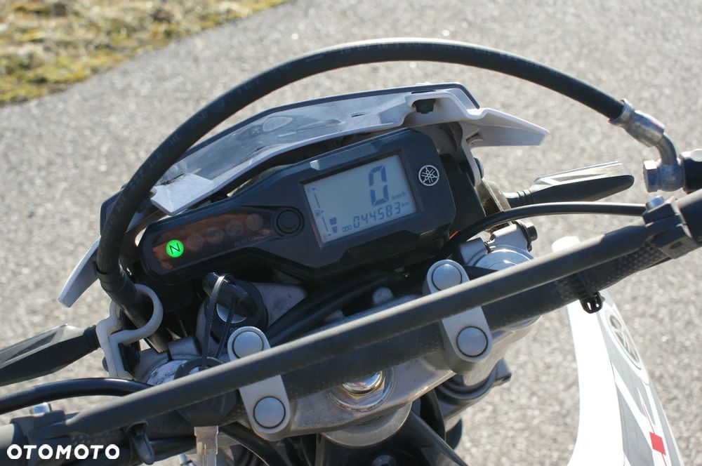 Yamaha WR - 13