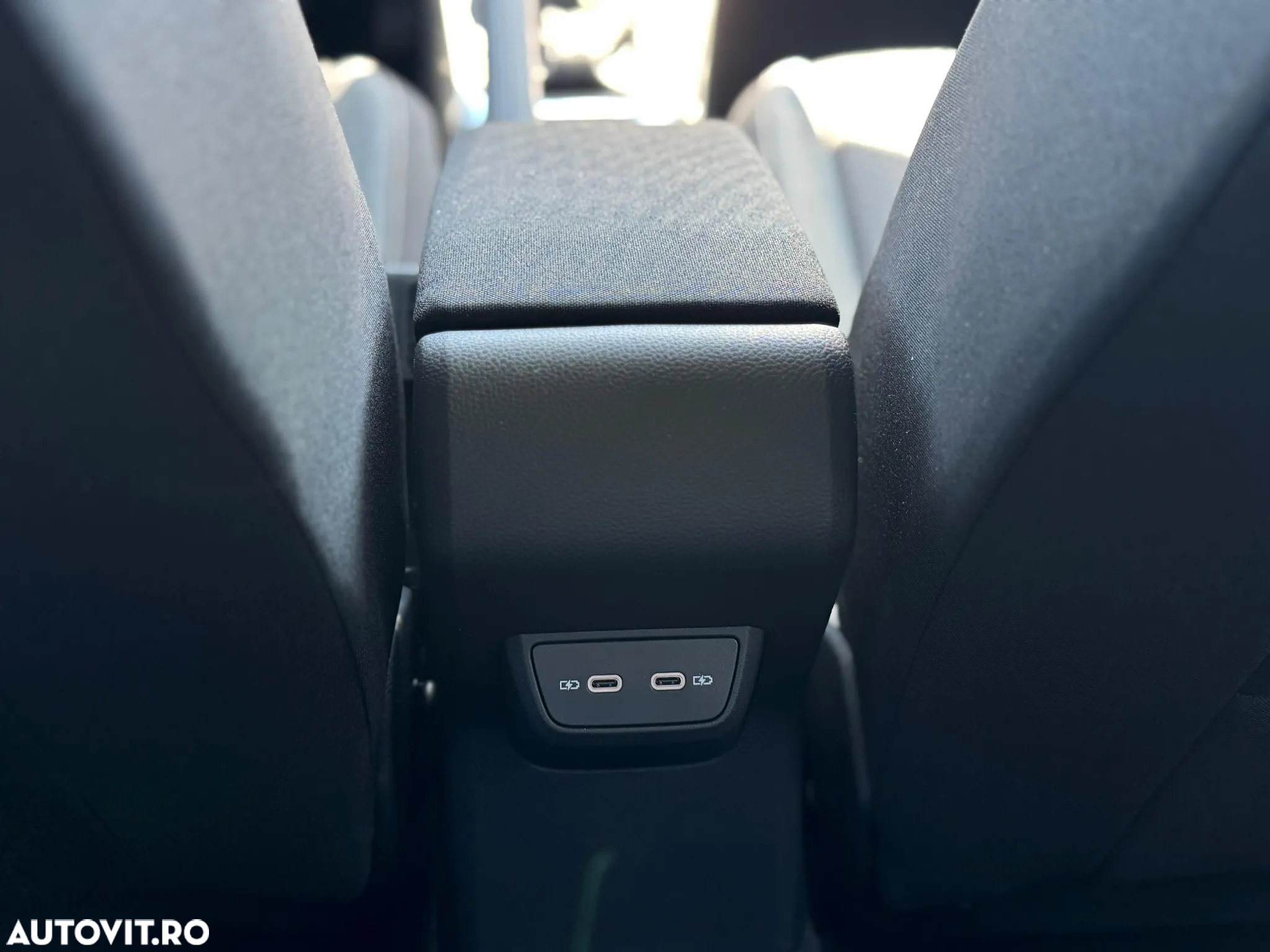 Volkswagen Taigo 1.5 TSI DSG Life - 12
