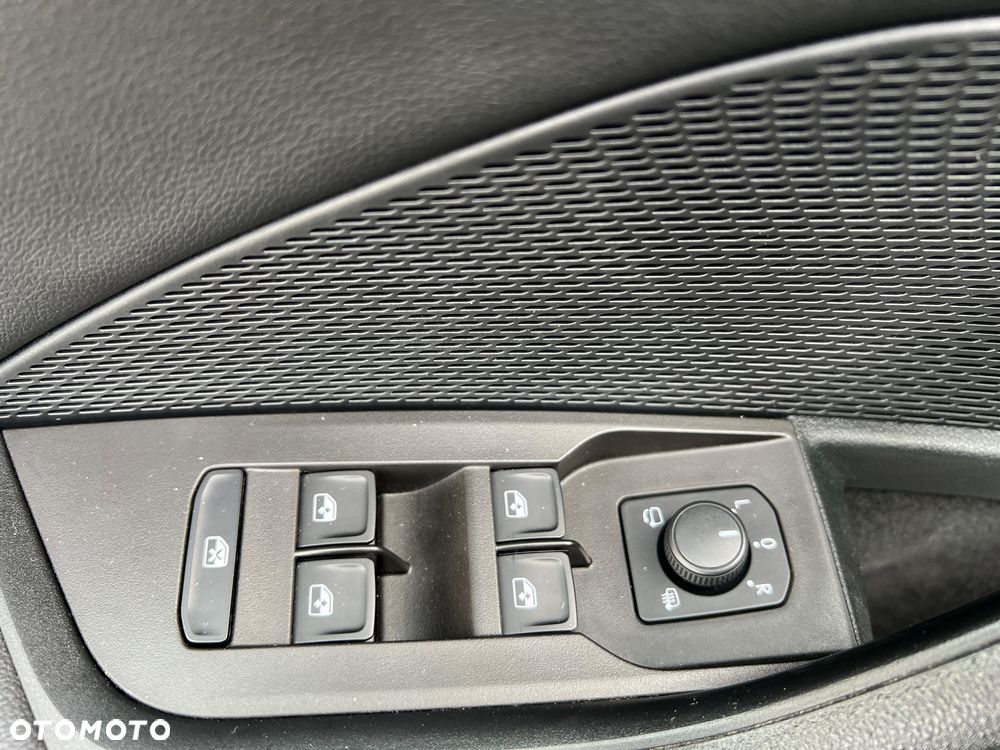 Skoda Octavia 2.0 TDI Style DSG - 23