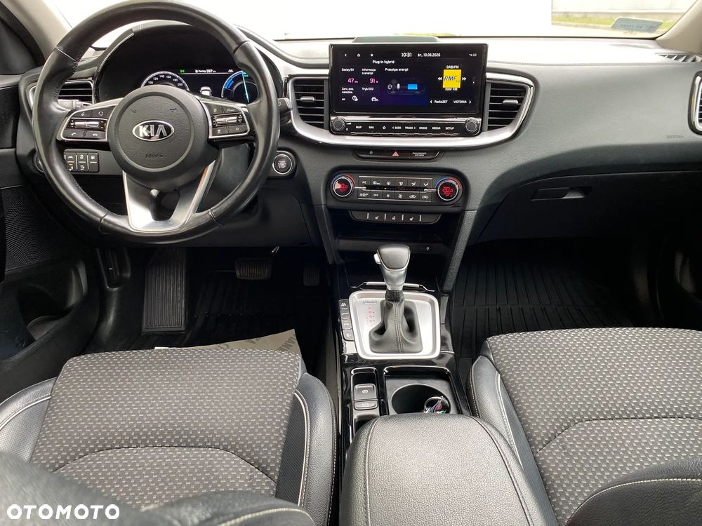 Kia Ceed 1.6 GDI PHEV Business Line DCT - 8