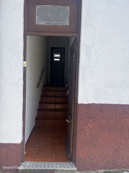 Arrenda-se T1 Baguim do Monte - Grande imagem: 2/12