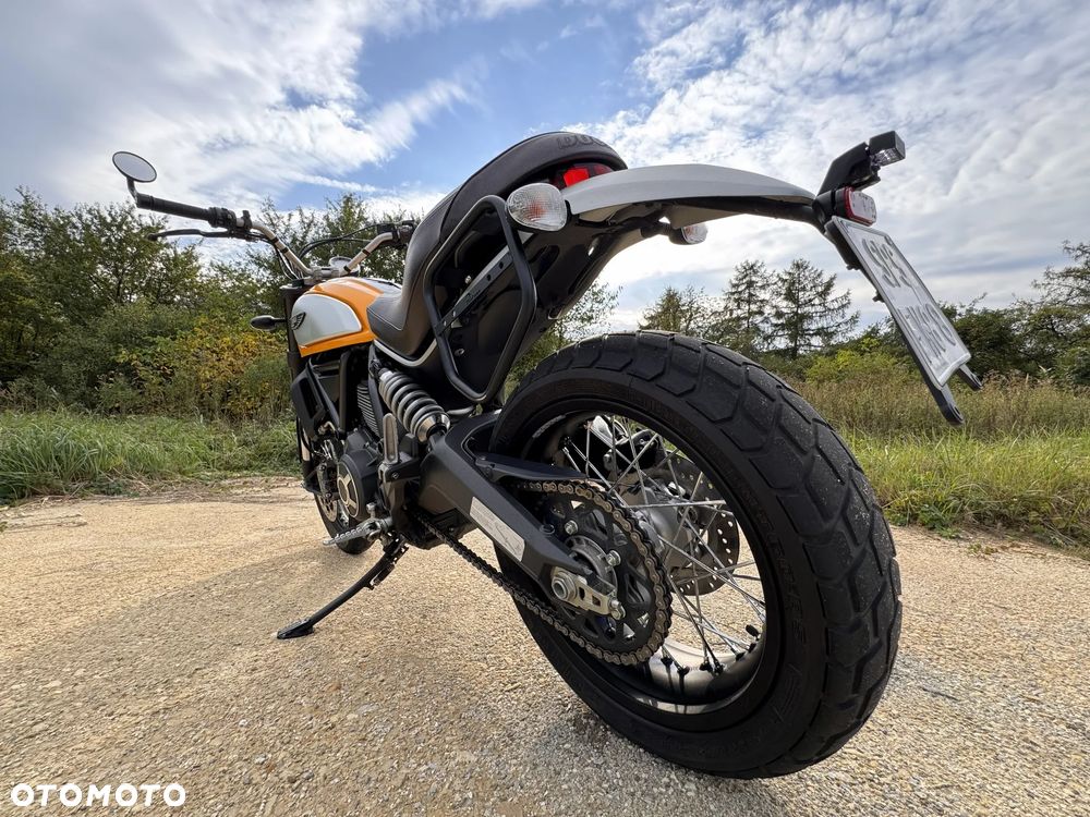 Ducati Scrambler - 11