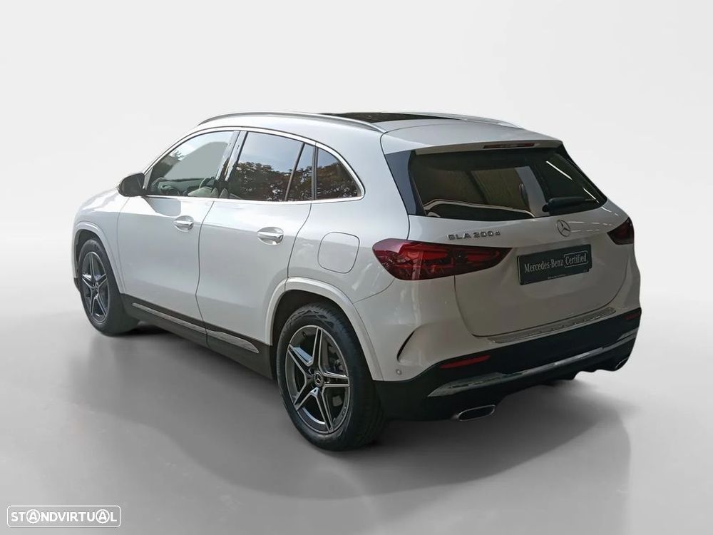 Mercedes-Benz GLA 200 d - 4