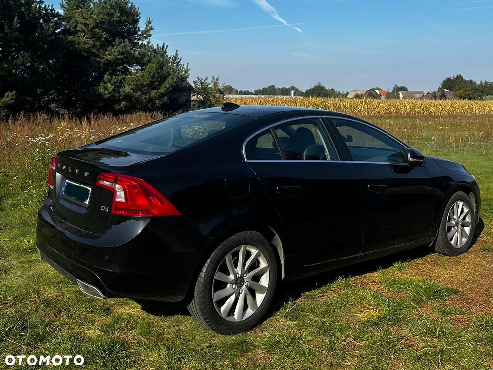 Volvo S60 - 1