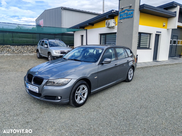 BMW Seria 3 318d Touring Aut. Modern Line